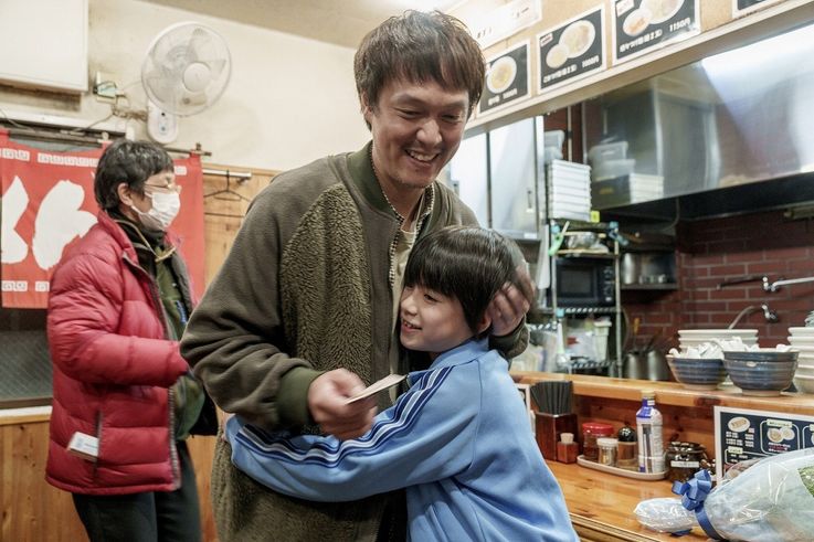 『金子差入店』のメイキング写真が解禁