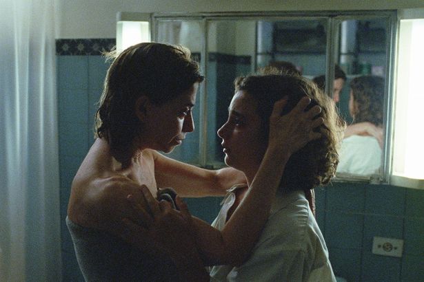 第97回アカデミー賞で、ブラジル映画初の国際長編映画賞を獲得した『アイム・スティル・ヒア』