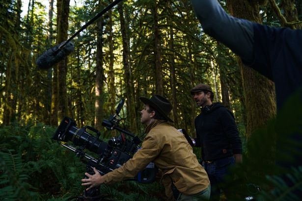 全編35mmフィルムで撮影『ストレンジ・ダーリン』モルナー監督とジョヴァンニ・リビシが挑んだ映像表現が明らかに