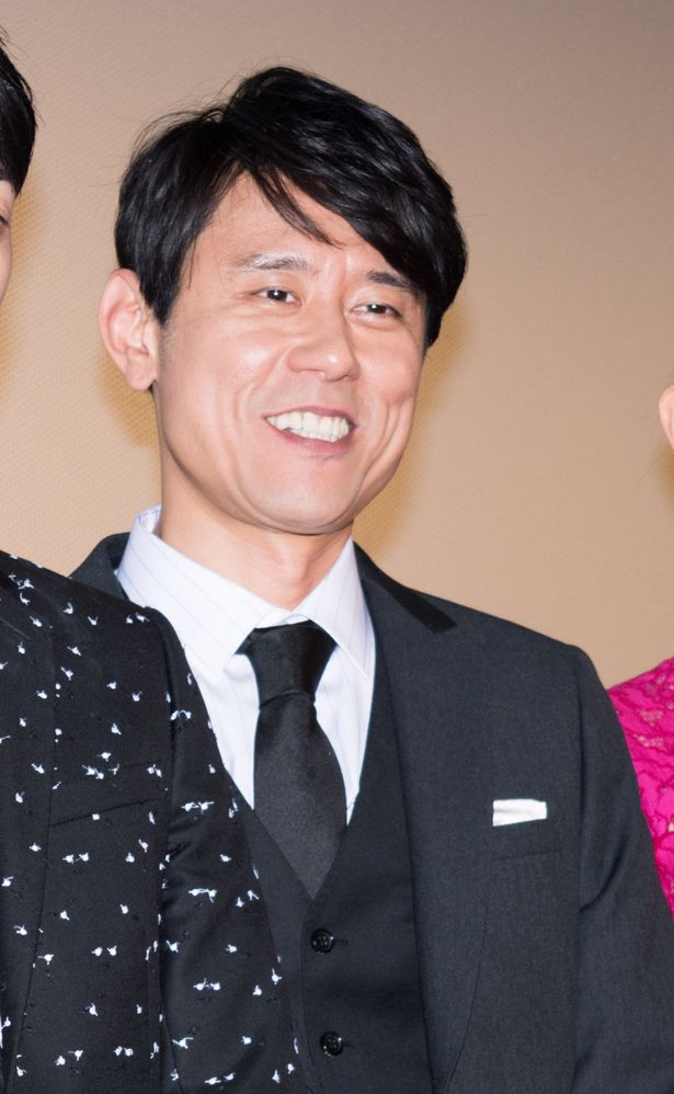 【写真を見る】すっかり俳優としての表情？原田泰造の喜びの表情