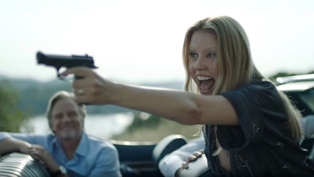 主人公を危険なゲームに巻き込む謎の女性を演じた『インフィニティ・プール』