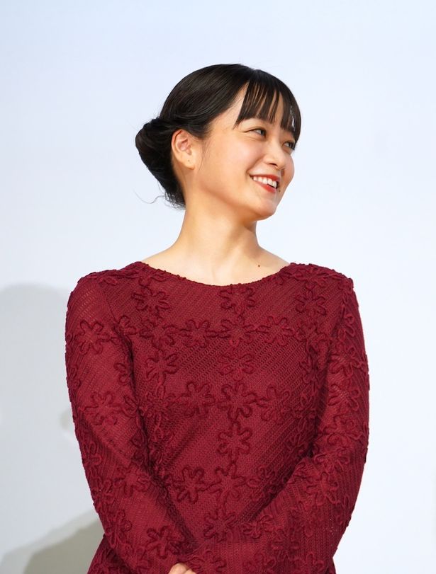 室井＆松尾のかけ合いを笑顔で見つめていた