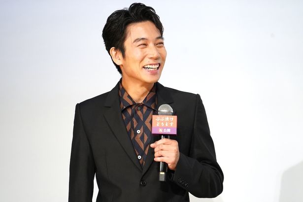 まどかの夫で、扇子店の長男、澁澤真理央役の大友律