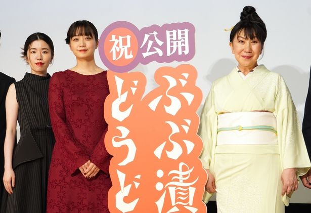 「京都人」と、東京から来た「ヨソさん」の攻防を描きだす物語
