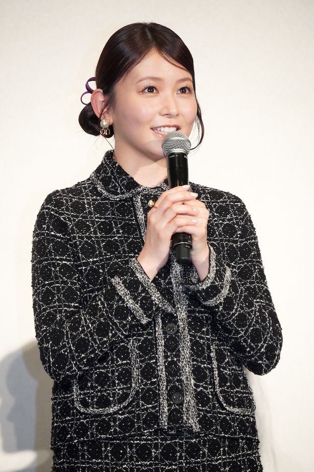 無自覚に霊を惹きつけてしまうハナを演じた久間田琳加