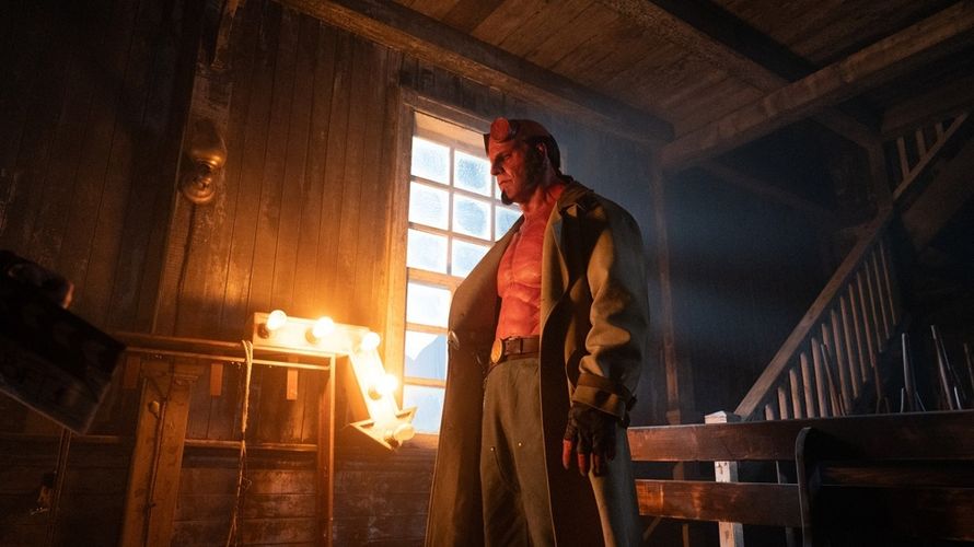 おぞましい悪魔たちをヘルボーイがねじ伏せる！『ヘルボーイ／ザ・クルキッドマン』予告編