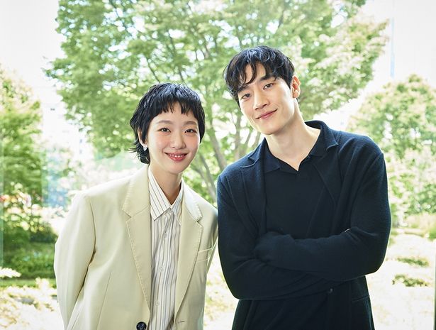 【写真を見る】来日イベントで上白石萌音とも共演したキム・ゴウンとノ・サンヒョン