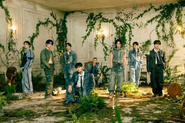 【写真を見る】Stray Kidsの「Hollow」が主題歌に決定