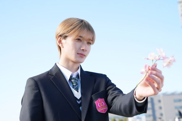 M!LKのメンバーで、俳優としても活躍する山中柔太朗扮する、ライクレの“皆を惑わすイタズラ天使”来栖晴