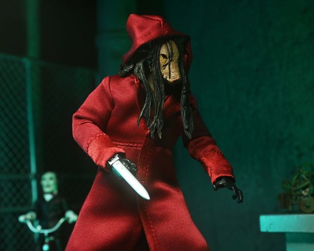豚マスク姿もあるのがうれしい(「ソウ SAW シリーズ/ ジグソウ・キラー(レッドローブ Ver.)アルティメット 7インチ アクションフィギュア」)