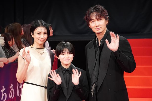 綾野剛＆柴咲コウは、三浦綺羅の役者としての姿勢を称えた