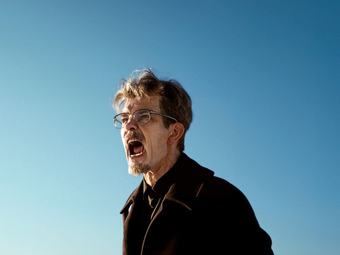 ベン・ウィショーが破天荒なアナーキストを演じる『リモノフ』公開決定！怪演が光る予告映像も