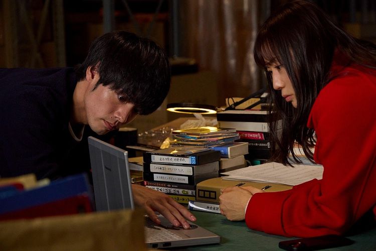 『近畿地方のある場所について』プレミア開催決定！菅野美穂＆赤楚衛二が誘う告知動画＆不穏すぎる場面写真を公開