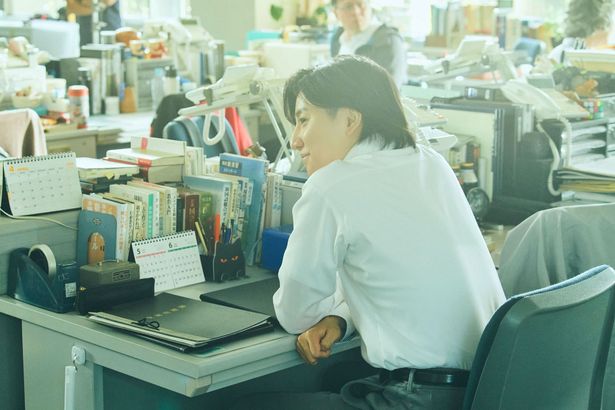 SixTONESの京本大我が謎めいた教師の遠野先生を演じる