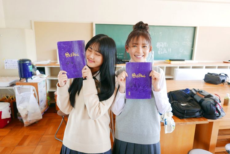 原菜乃華主演『見える子ちゃん』手作りおばけ屋敷メイキングツアー＆学園生活オフショット