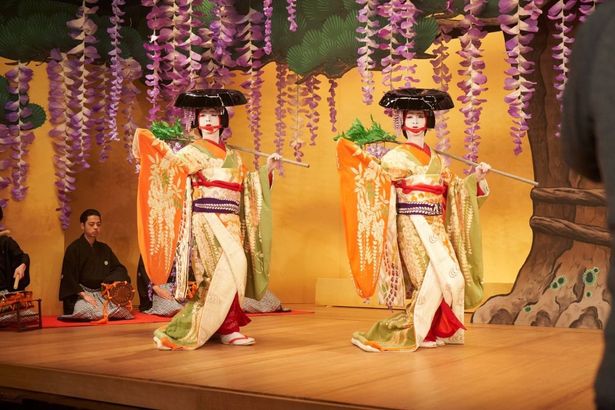 先々週の3位、先週の2位と、順位を上げてきた『国宝』