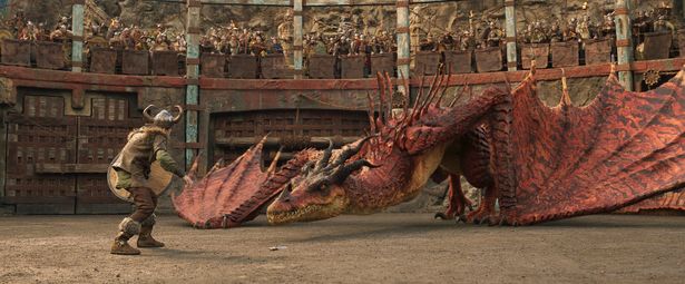 ドラゴンたちの息遣いや躍動感が伝わってくる