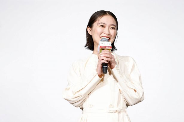 晴子役の福永朱梨