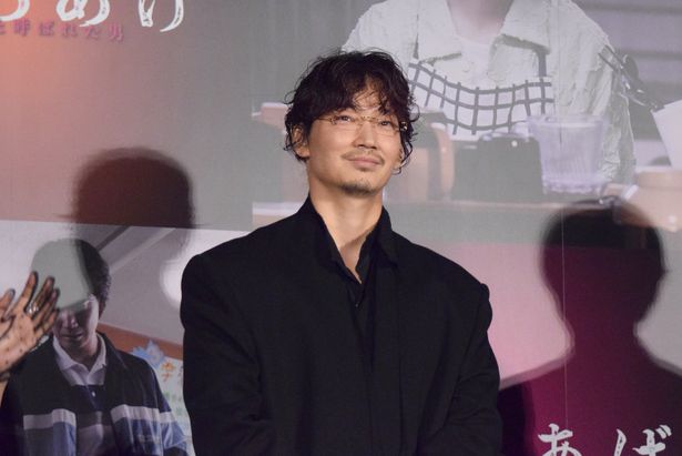 【写真を見る】綾野剛らキャスト陣が、本作のおすすめポイントを解説