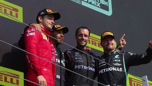 F1(R)ドライバーにとっての究極的な目標はドライバーズチャンピオンを獲得すること(「Formula 1: 栄光のグランプリ」)