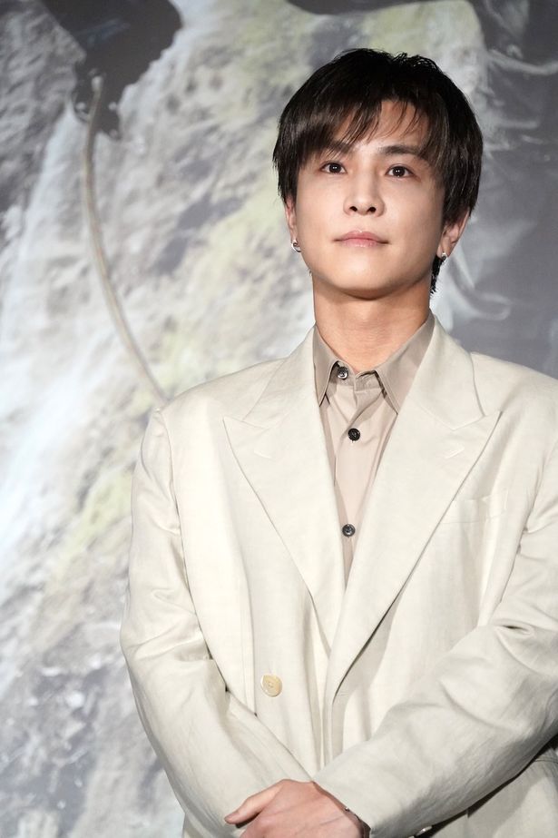 ヘンリー・ルーミス役の岩田剛典