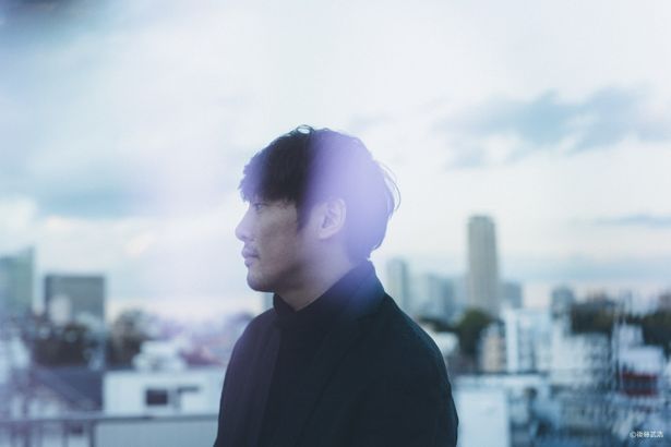 【写真を見る】『新聞記者』、『正体』の藤井道人がメガホンをとり凪良ゆうの小説を映画化する