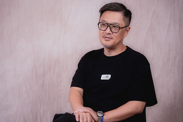 ヒョンビンの目の魅力を語るウ・ミンホ監督