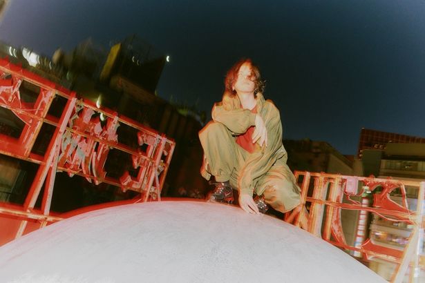 【写真を見る】主題歌が米津玄師による「IRIS OUT」に決定！