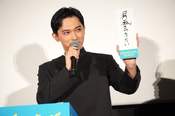 それぞれが短冊に願いをしたためた