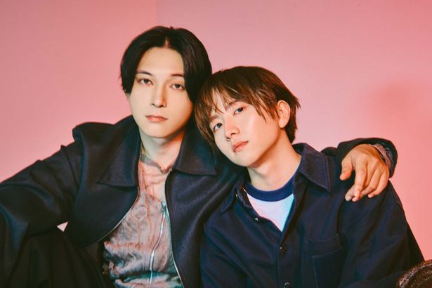  【写真を見る】吉沢亮×板垣李光人にインタビュー。もしバンパイアになったらやりたいことは？