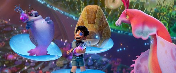 【写真を見る】物語を彩るキャラクターたち。左からヘリックス、エリオ、テグメン、クエスタ
