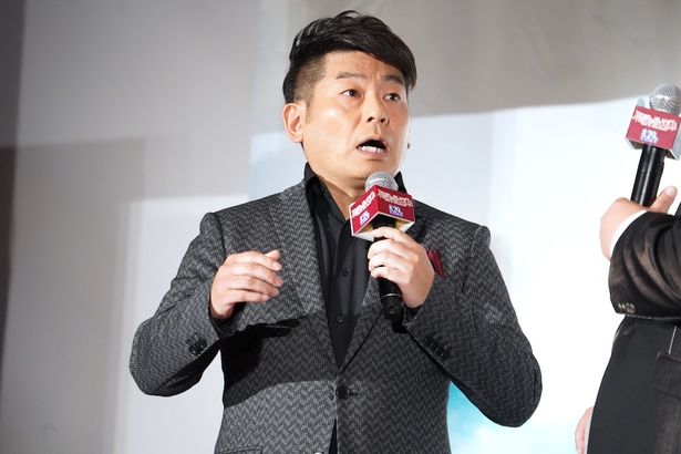 青虫役の山本高広