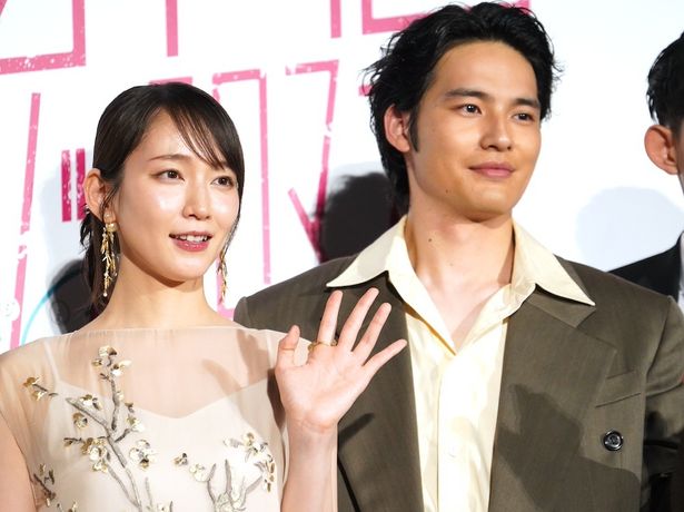 【写真を見る】吉岡里帆、水上恒司らがそれぞれの思う“オリエンタルファッション”を披露