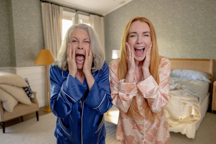 リンジー・ローハン、ジェイミー・リー・カーティスらが大混乱『シャッフル・フライデー』3世代がシャッフルする本編映像