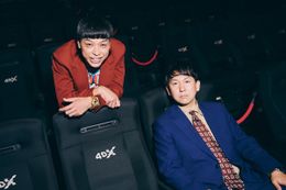 人気お笑いコンビ、バッテリィズが４Dで『ヒックとドラゴン』をひと足早く体験！