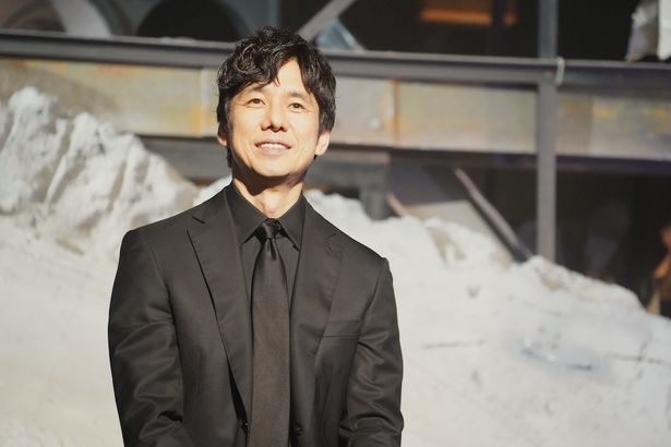 西島が演じたのはニューヨークで暮らす日本人の賢治