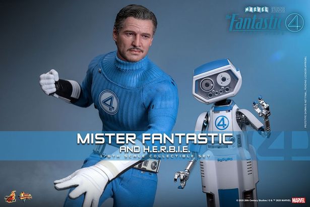 【写真を見る】元祖ヒーローチームのフィギュアをチェック(「【ムービー・マスターピース】『ファンタスティック４：ファースト・ステップ』1/6スケールフィギュア ミスター・ファンタスティック＆ハービー」)