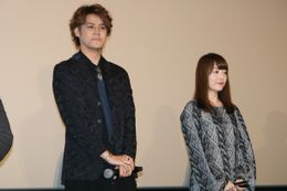 『GODZILLA -怪獣惑星-』の声優を務めた宮野真守、花澤香菜