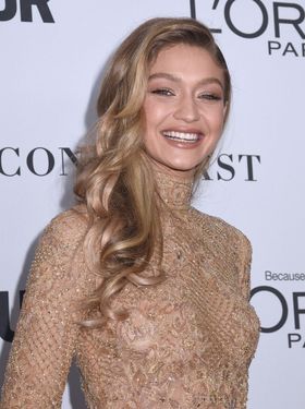 中国でのファッションショーの出演を中止したジジ・ハディッド