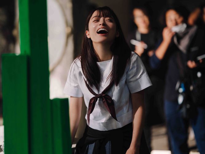 『カラダ探し THE LAST NIGHT』橋本環奈が魅せた表現力、眞栄田郷敦のビジュアル激変に騒然！撮影現場レポートが到着