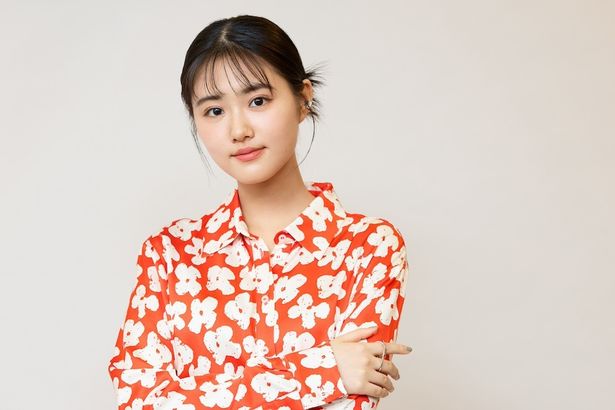りせ役原菜乃華は「前よりも余裕を持ってマイク前に立てるようになったと思います」と笑顔