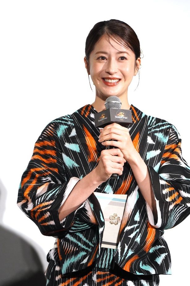 ゾーラ・ベネット役の松本若菜