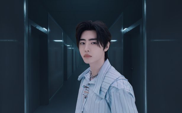 透明感あふれるビジュアルと優雅なダンスが際立つSUNHOON(ソンフン)