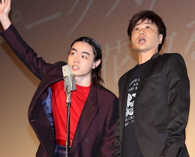 菅田将暉、アドリブギャグ＆生漫才を披露！爆笑さらうも「雛壇後列ボケタイプ」の判定