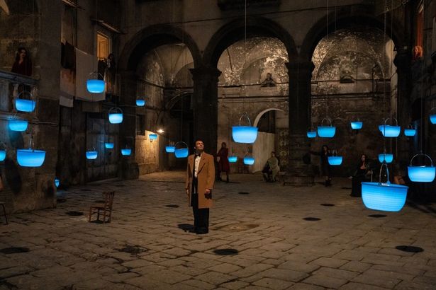 撮影のために街を閉鎖？『パルテノペ ナポリの宝石』が映しだす、美しきナポリのロケ地(写真はスッパカナポリ)