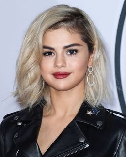 セレーナ・ゴメス、金髪も似合う！