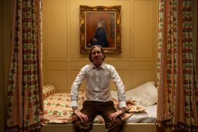 ウェス・アンダーソン最新作『ザ・ザ・コルダのフェニキア計画』セットに使用した“本物”の美術品を紹介する特別映像