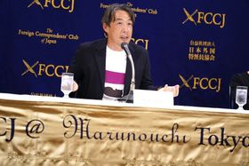 映画『遠い山なみの光』の「日本外国特派員協会 上映会」記者会見に登壇した石川慶監督