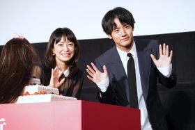 菅野美穂、赤楚衛二が映画『近畿地方のある場所について』大ヒット御礼舞台挨拶に登壇！