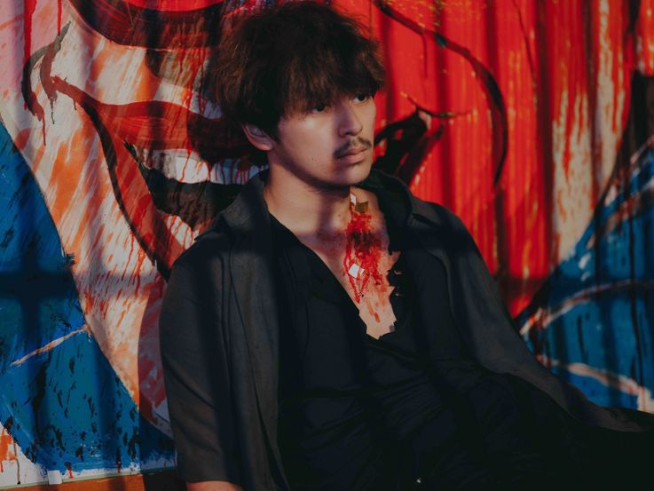 “赤い人”の餌食となった衝撃の死に様を切り取った“キラーショット”が解禁！